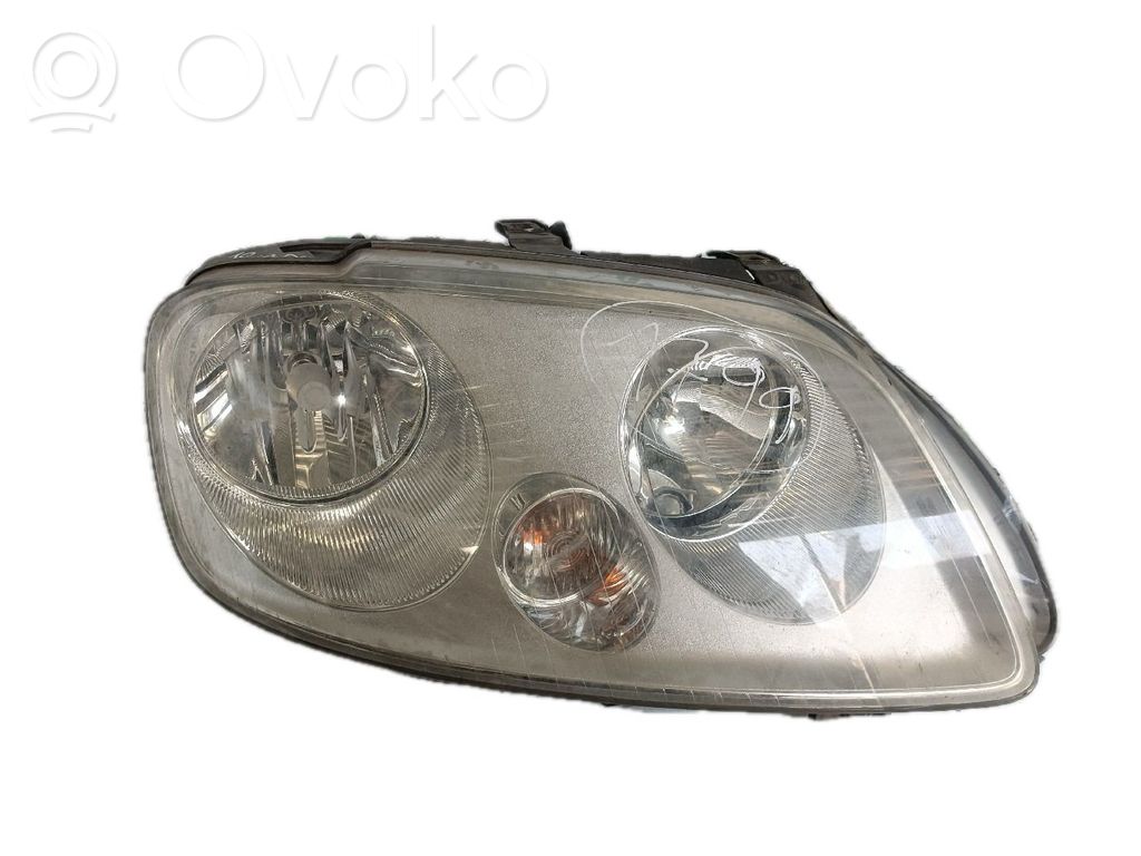 Volkswagen Caddy Scheinwerfer 