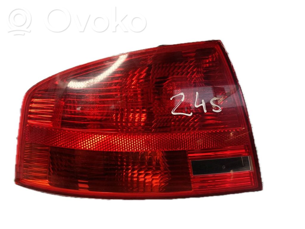 Audi A4 S4 B7 8E 8H Tailgate rear/tail lights 
