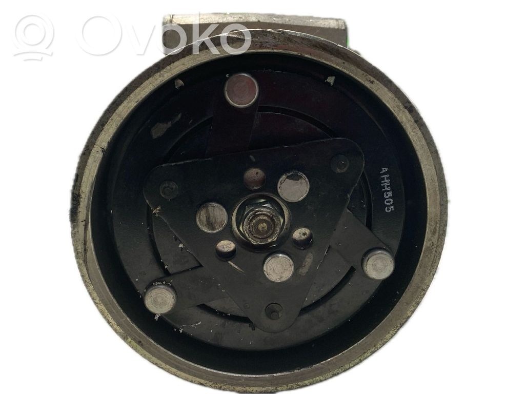 Air conditioning (A/C) compressor (pump)   8200953359,20052014