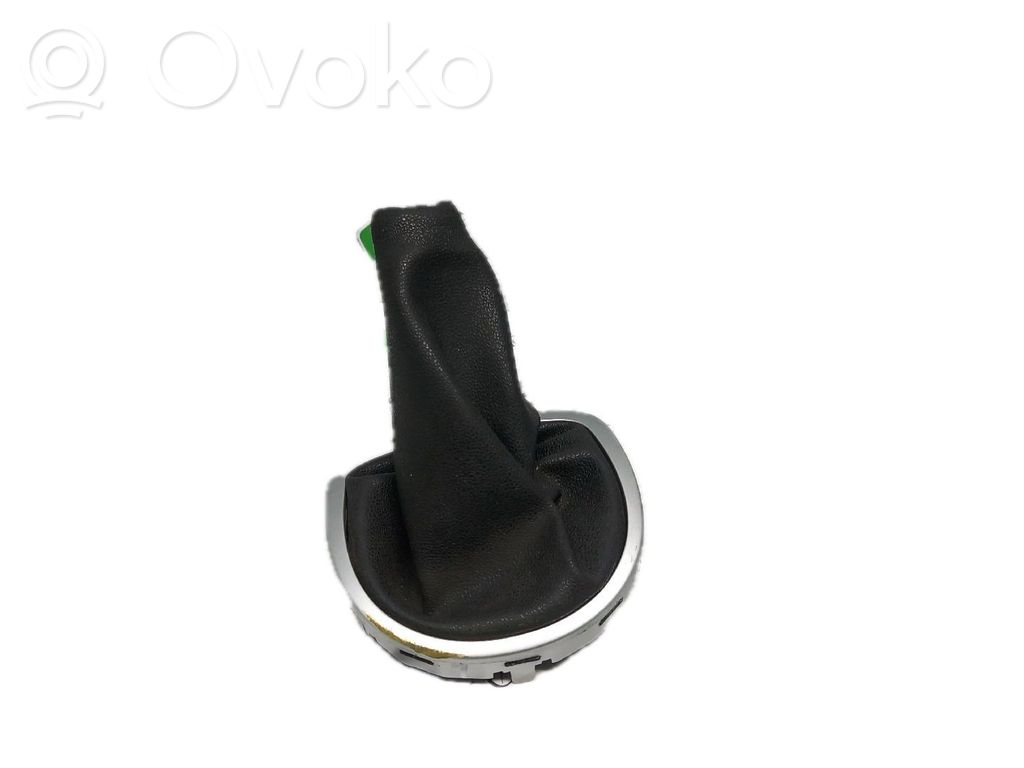 Renault Clio III Manetki / Pokrętła / Łopatki zmiany biegów 