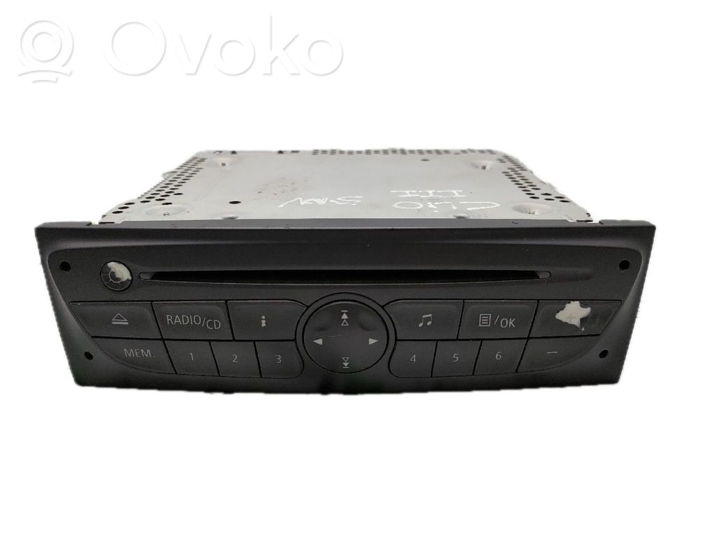 Renault Clio III Radio / CD/DVD atskaņotājs / navigācija 