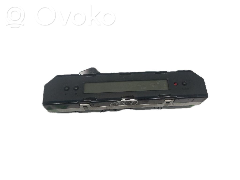 Suzuki Swift I Screen/display/small screen 