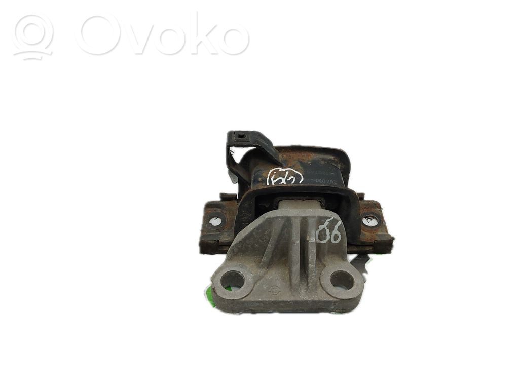 Gearbox mount   ESQUERDO