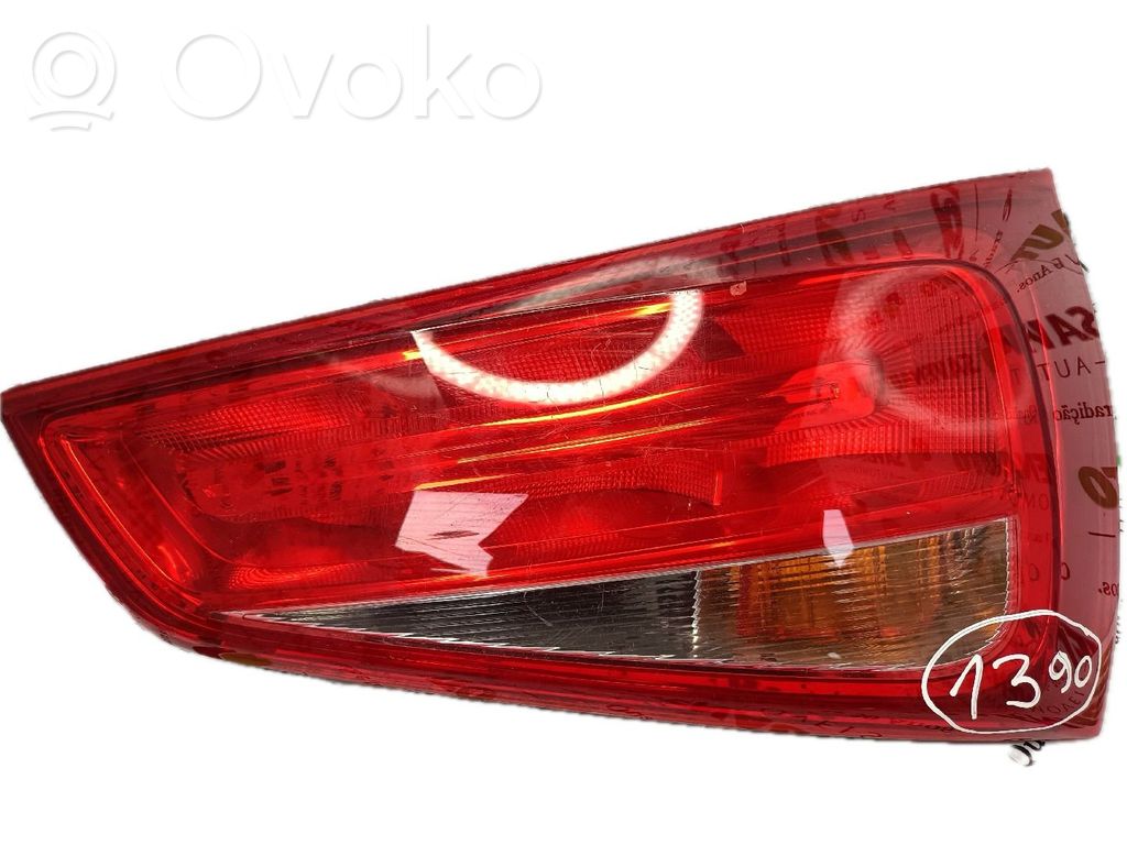 Rear/tail lights