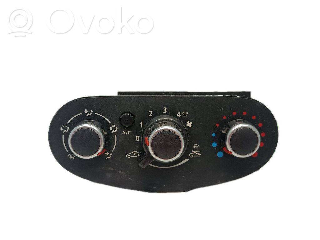 Climate control unit   5P3743000