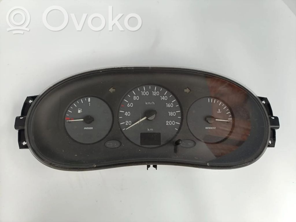 Renault Clio II Geschwindigkeitsmesser Cockpit 