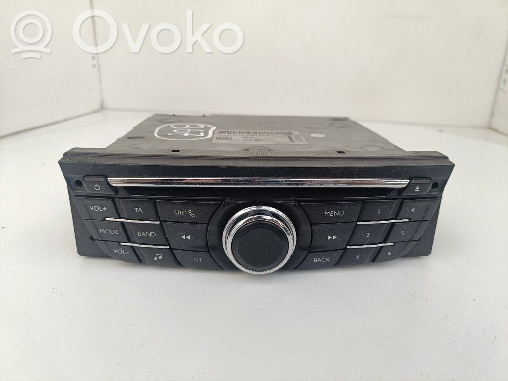 Radio / CD-Player / DVD-Player / Navigation   98041965ZD01