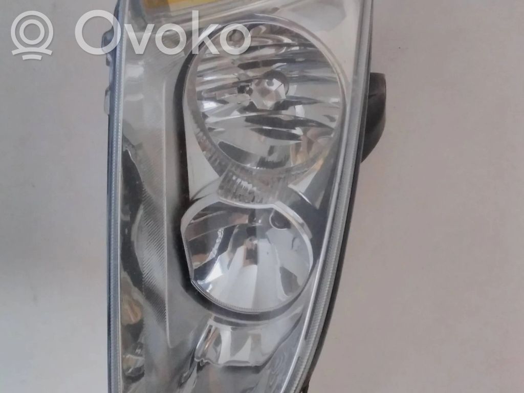 Ford Focus Headlight/headlamp 