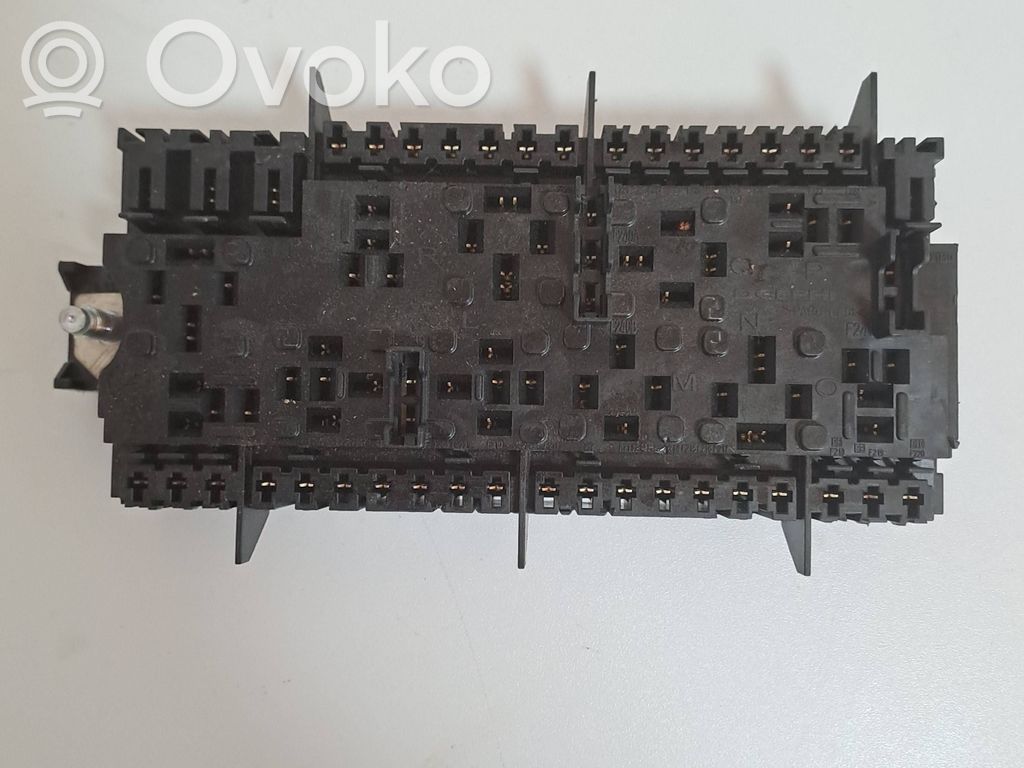 Mercedes-Benz GLA W156 X156 Fuse module 