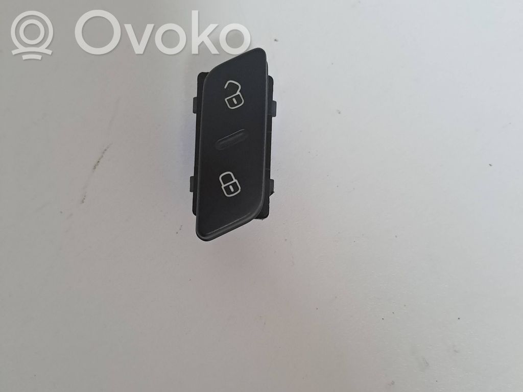 Volkswagen PASSAT B7 Central locking switch button 