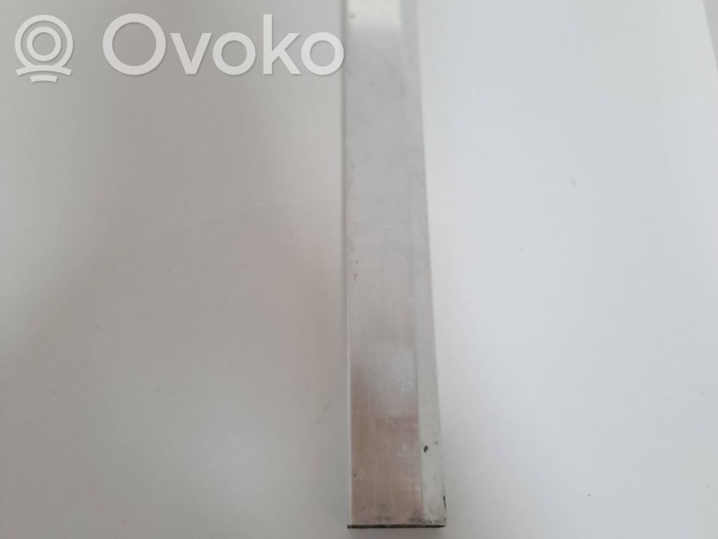 Mercedes-Benz GLA W156 X156 Radiatoru paneļa apakšējā daļa (televizora) 