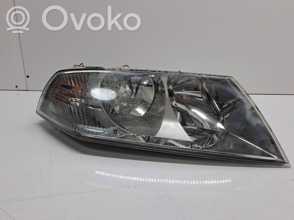 Skoda Octavia Mk2 (1Z) Lampa przednia 