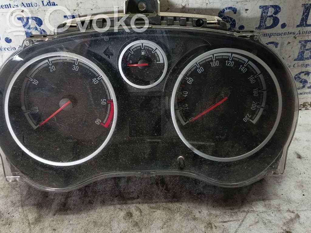 Speedometer (instrument cluster)