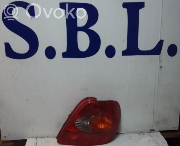 Toyota Avensis Verso Tailgate rear/tail lights 