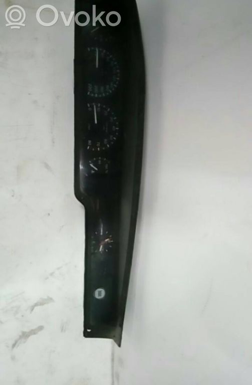 Speedometer (instrument cluster)