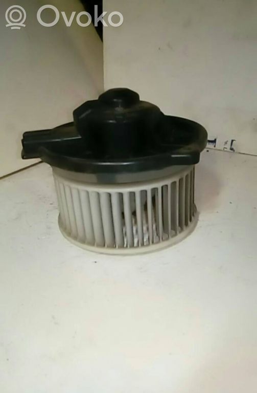 Toyota Corolla E90 Mazā radiatora ventilators 