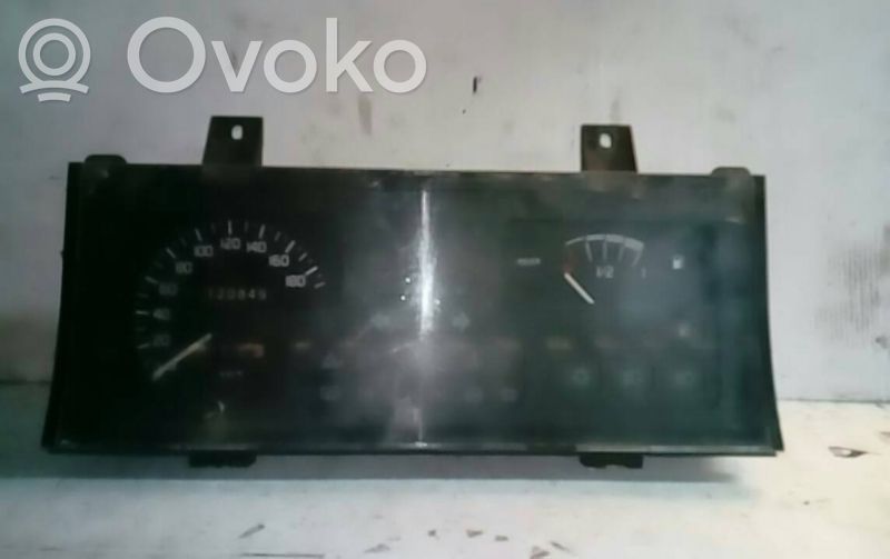 Renault 19 Speedometer (instrument cluster) 