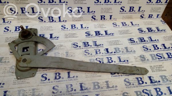 Front window lifting mechanism without motor