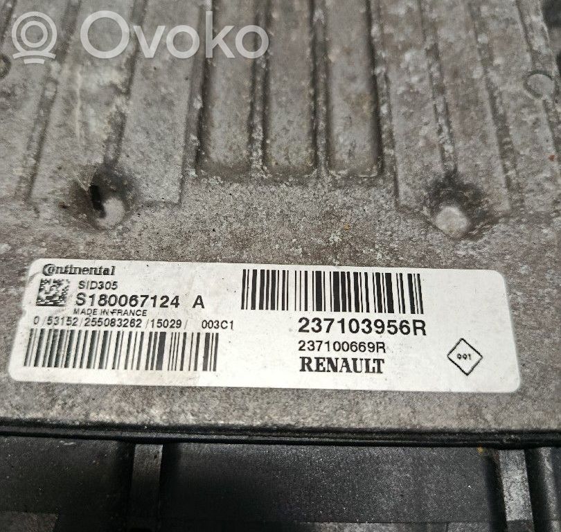 Renault Megane III Engine control unit/module 