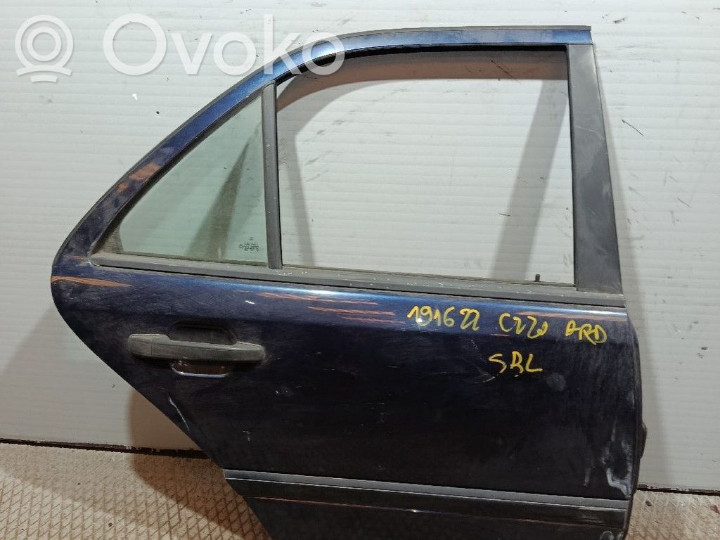 Puerta trasera   FRENTEB72019