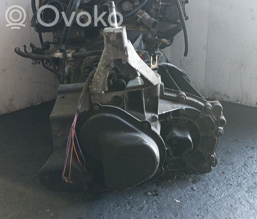 5 Gang Schaltgetriebe   XS4R7002CF,7002,IVO