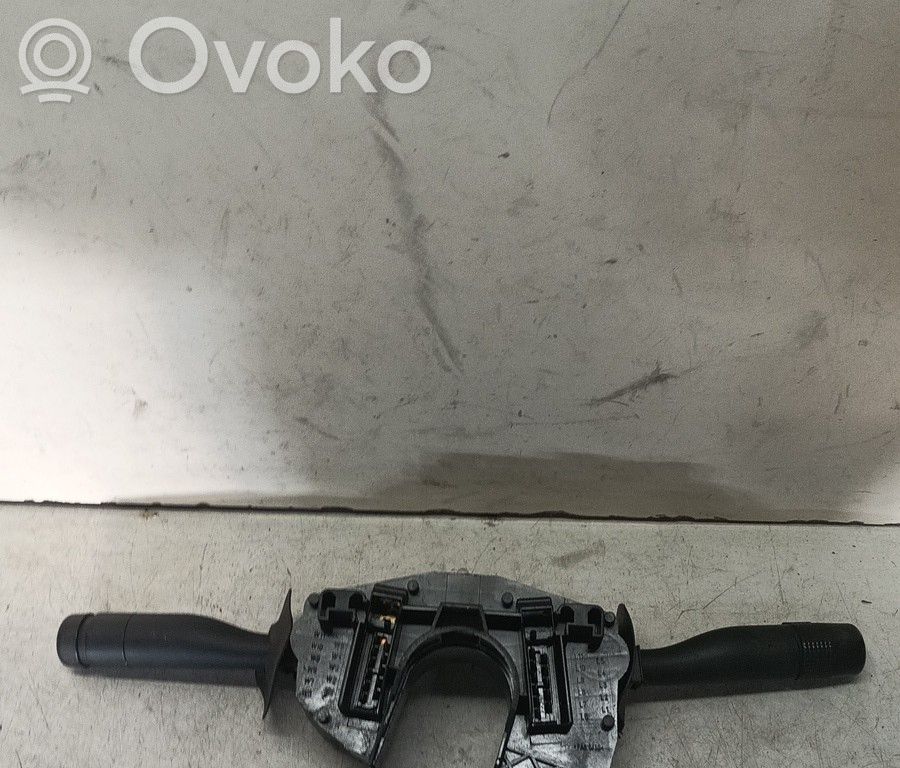 Ford Courier Kiti jungtukai/ rankenėlės/ perjungėjai 