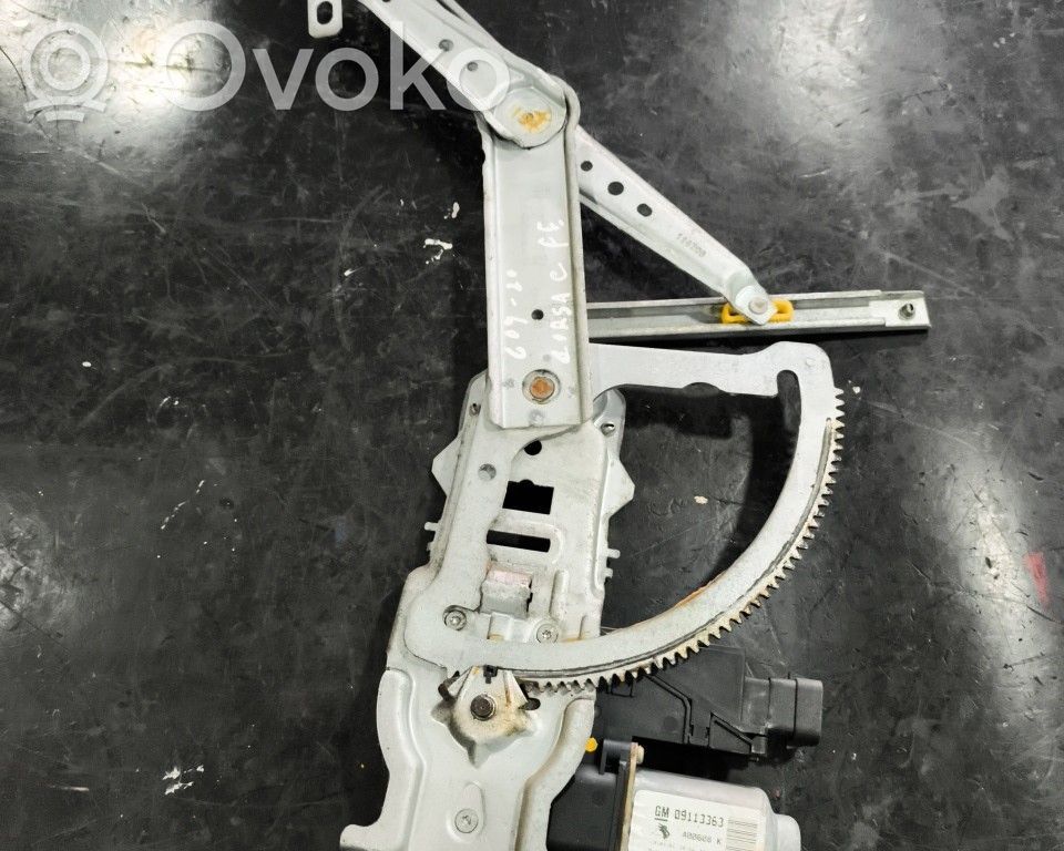 Opel Corsa C Mecanismo para subir la puerta delantera sin motor 