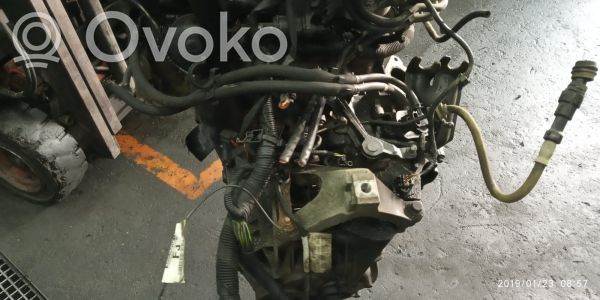 5 Gang Schaltgetriebe   9M5R7002UD