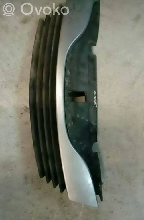 Renault Laguna II Kühlergrill 