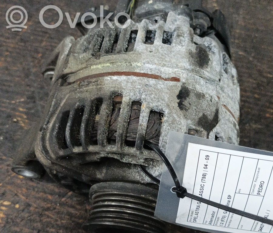 Opel Astra G Alternator 