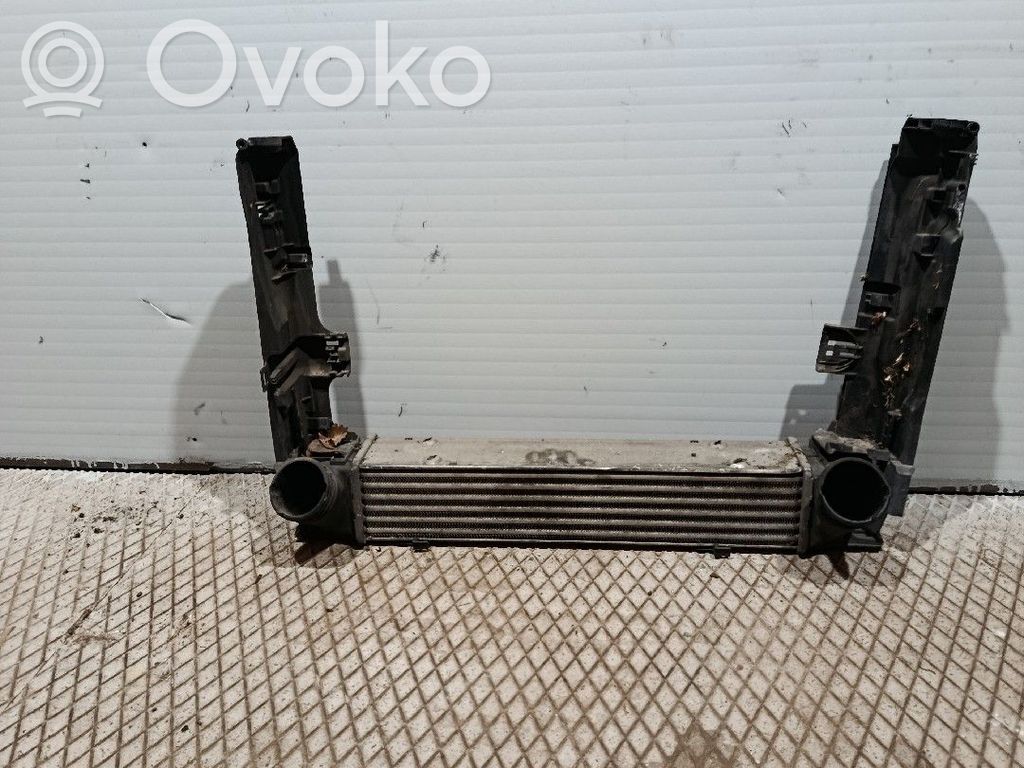 Välijäähdyttimen jäähdytin   3093796,IVO
