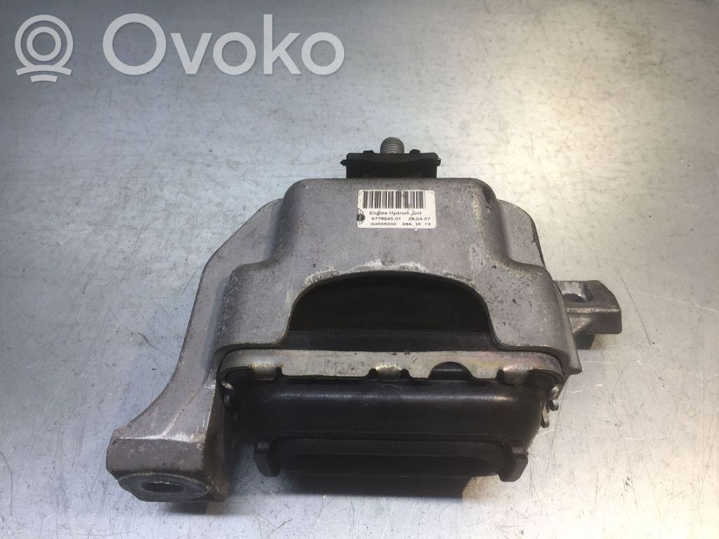 Mini One - Cooper Coupe R56 Engine mount bracket 