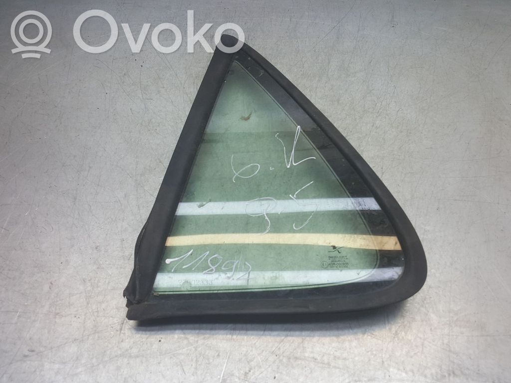 Saab 9-5 Ventanilla de ventilación de la puerta trasera 