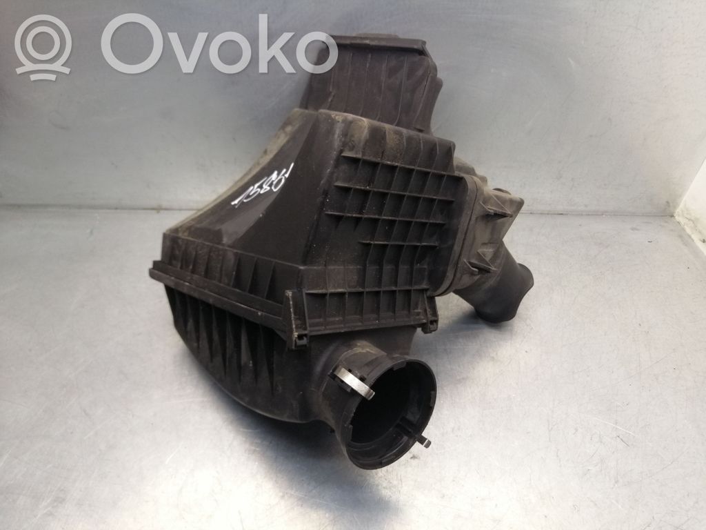 BMW 7 E65 E66 Air filter box 