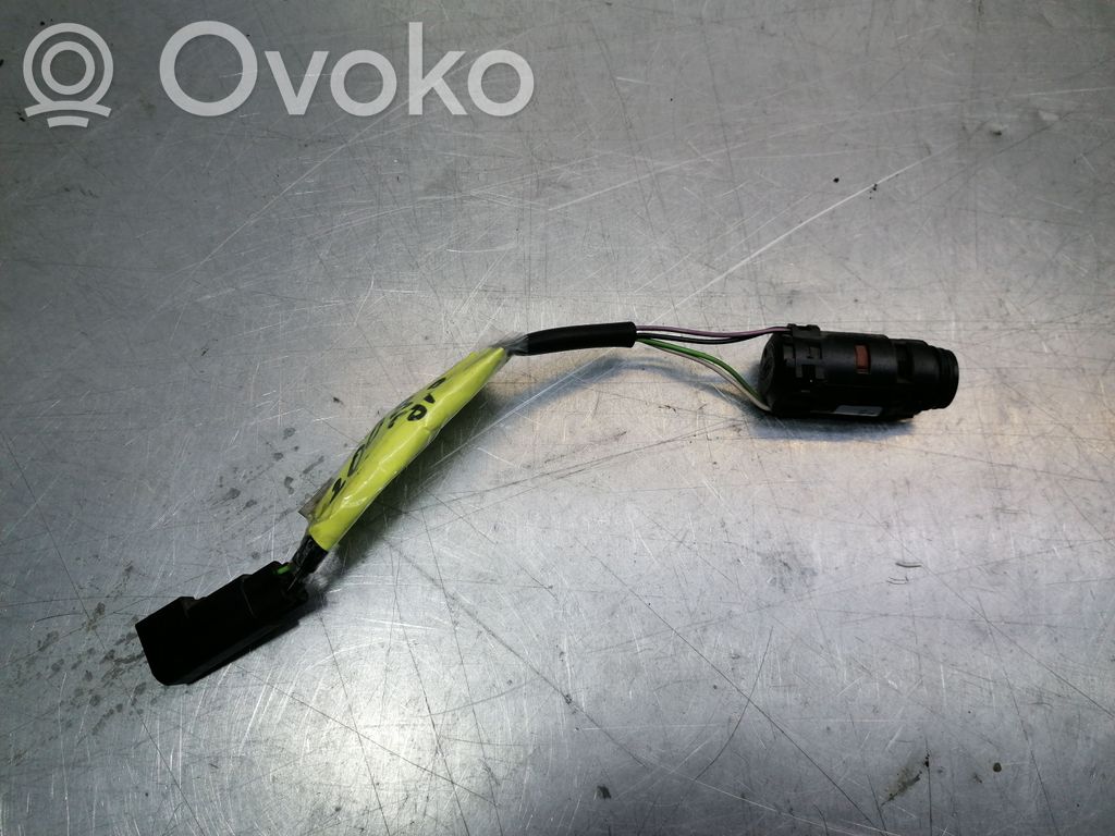 Interior temperature sensor   1X4H19C734AA