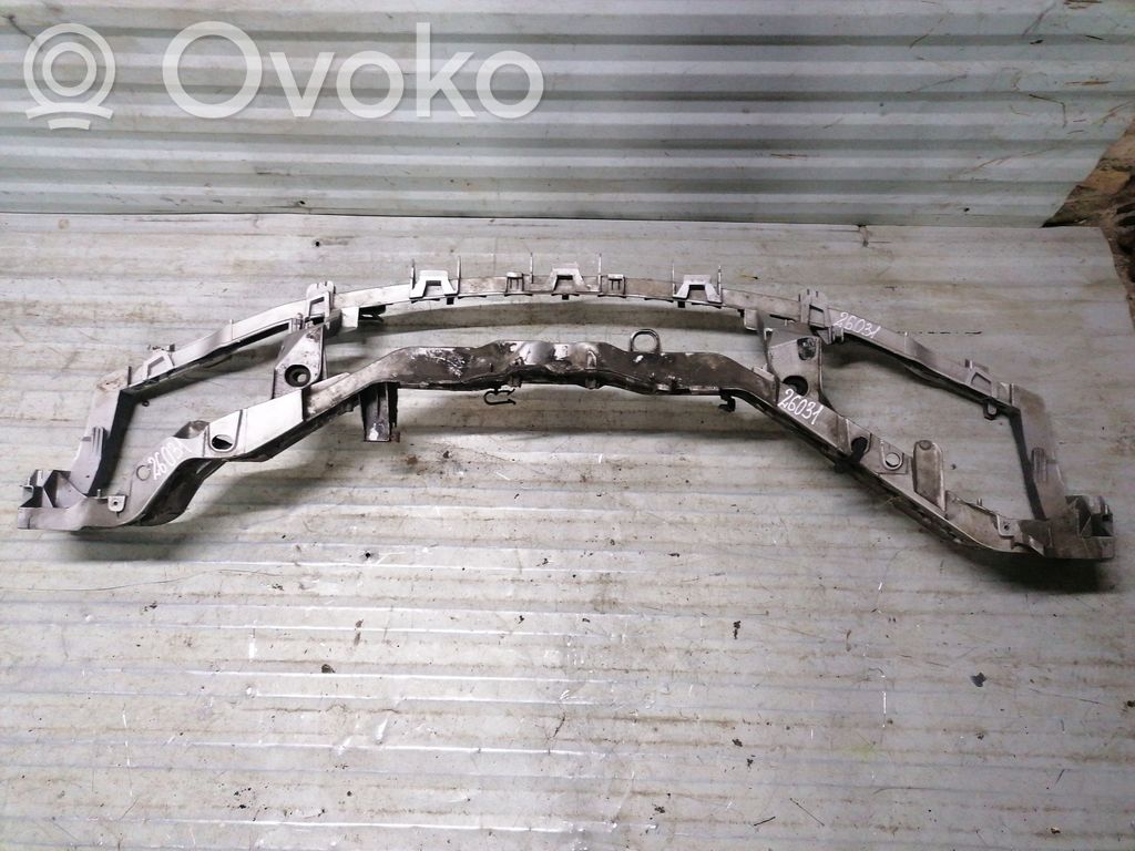 Ford Focus Radiatoru paneļa augšējā daļa (televizors) 
