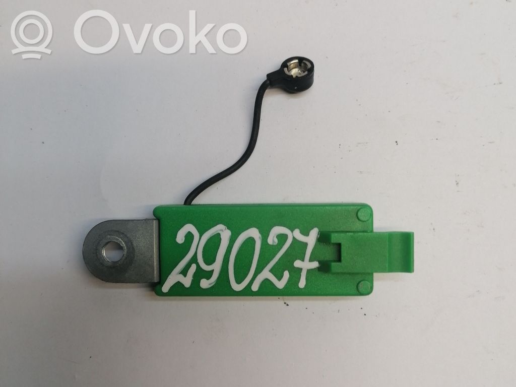 Volvo V70 Aerial antenna amplifier 