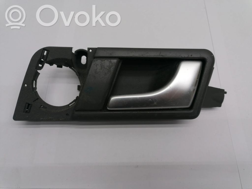 Audi A2 Manecilla interna puerta trasera 
