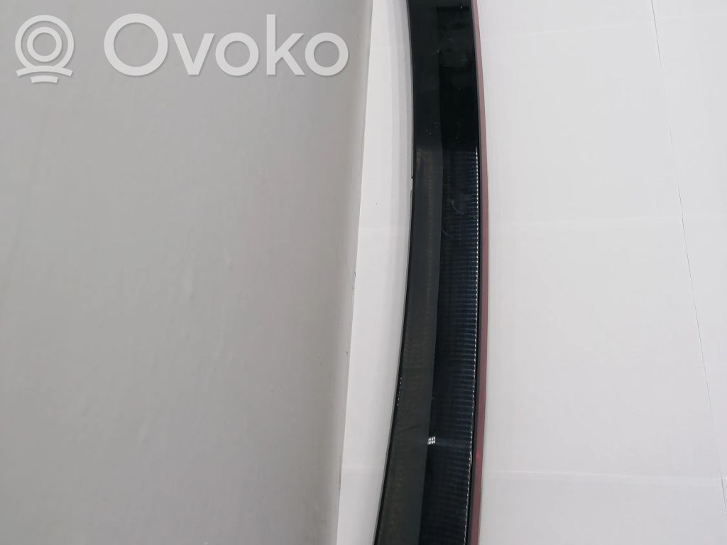 Volvo XC90 Third/center stoplight 