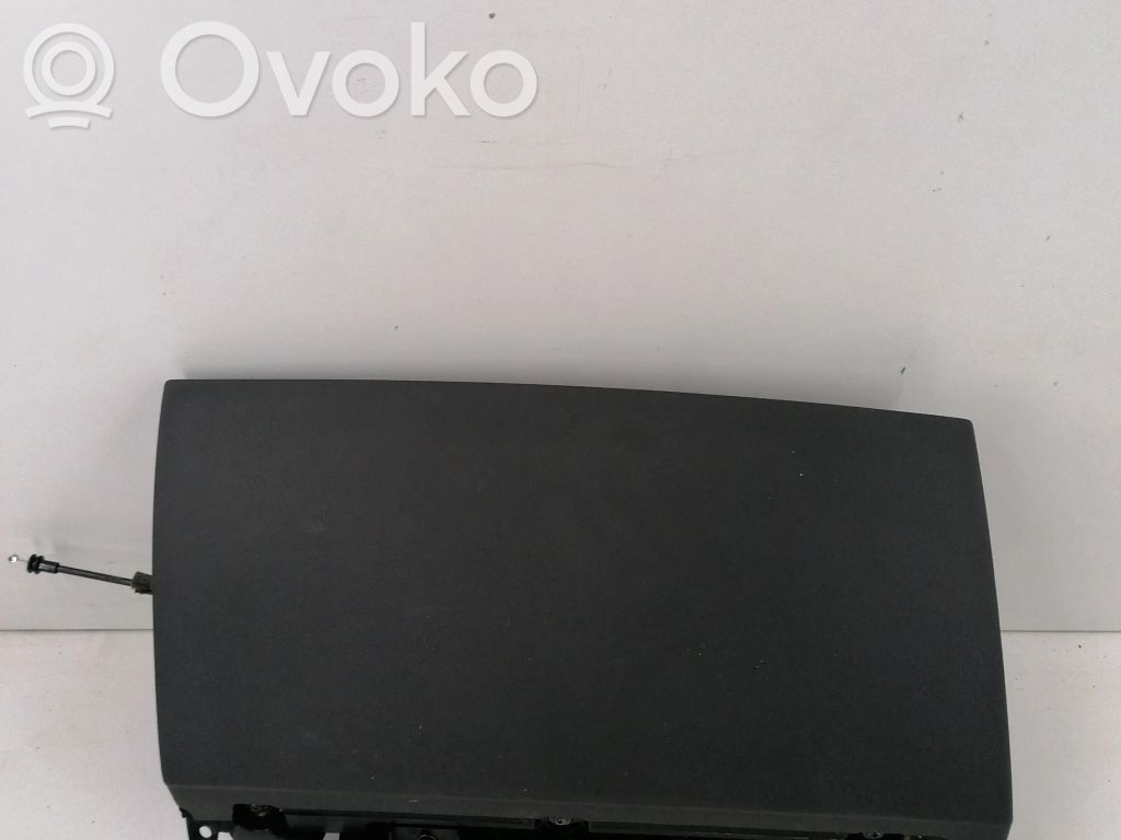 BMW 7 E65 E66 Glove box 