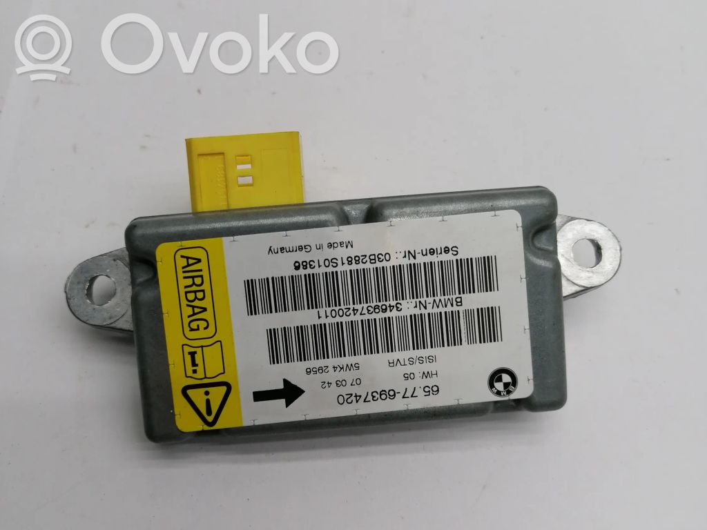 BMW 7 E65 E66 Oro pagalvių valdymo blokas 
