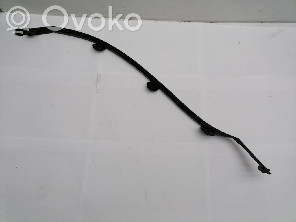 Volvo S90, V90 Gumowa uszczelka drzwi tylnych 
