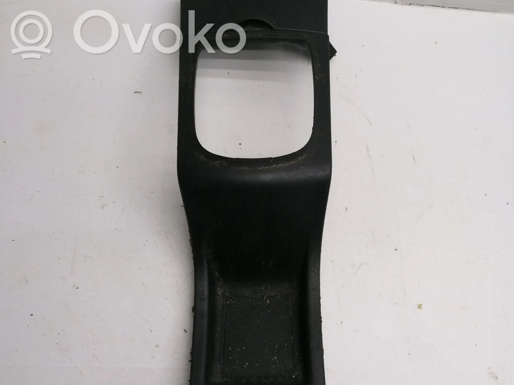Peugeot 207 Pavarų perjungimo svirties apdaila (plastikinė) 