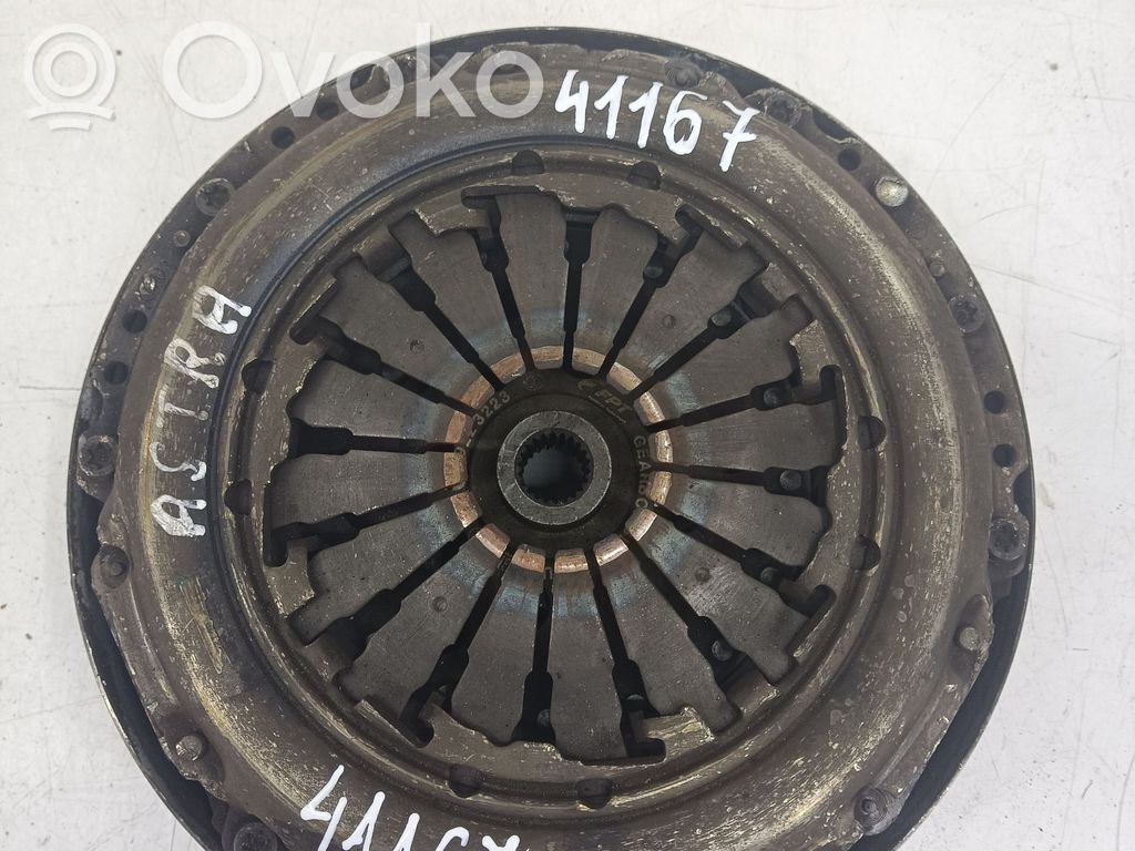 Opel Astra J Sankabos komplektas 