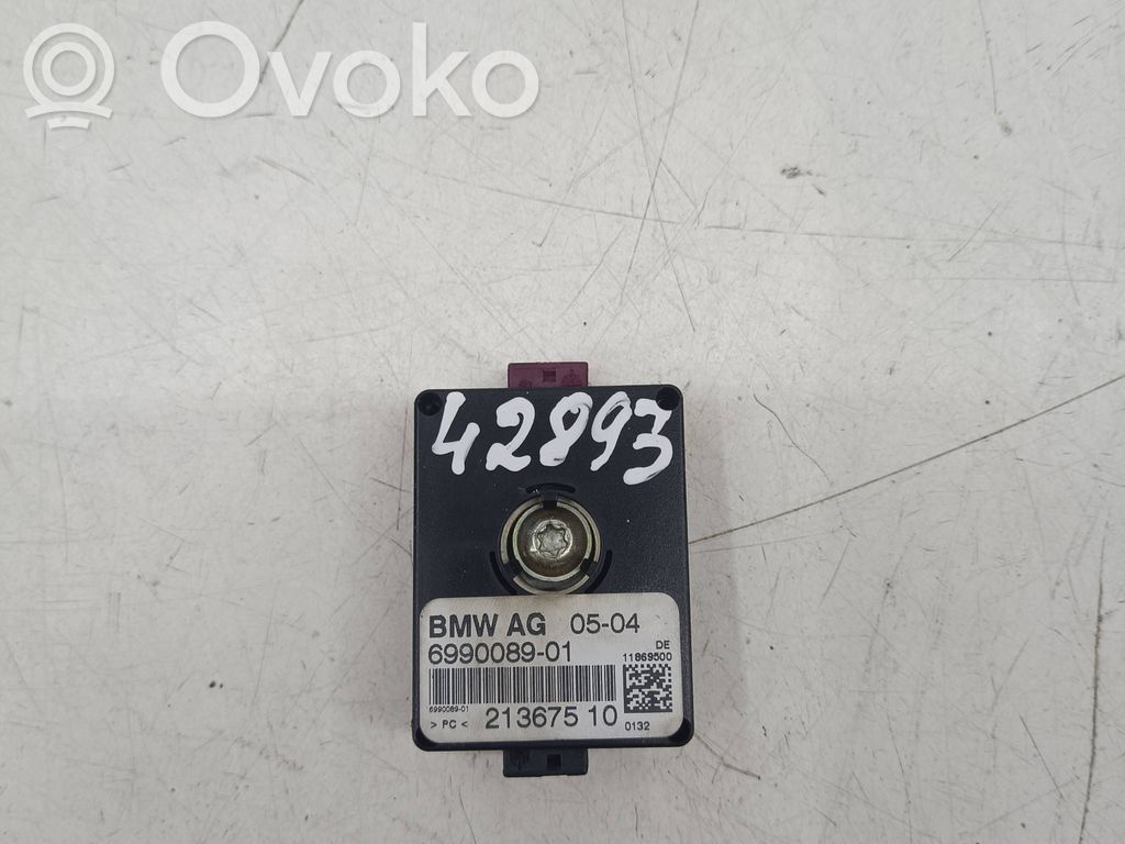 BMW X3 E83 Antenos stiprintuvas 