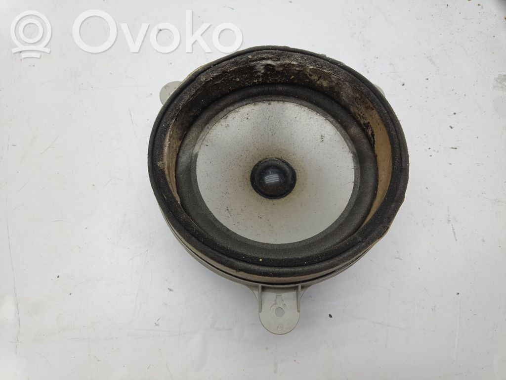 Subaru B9 Tribeca Altavoz de la puerta trasera 
