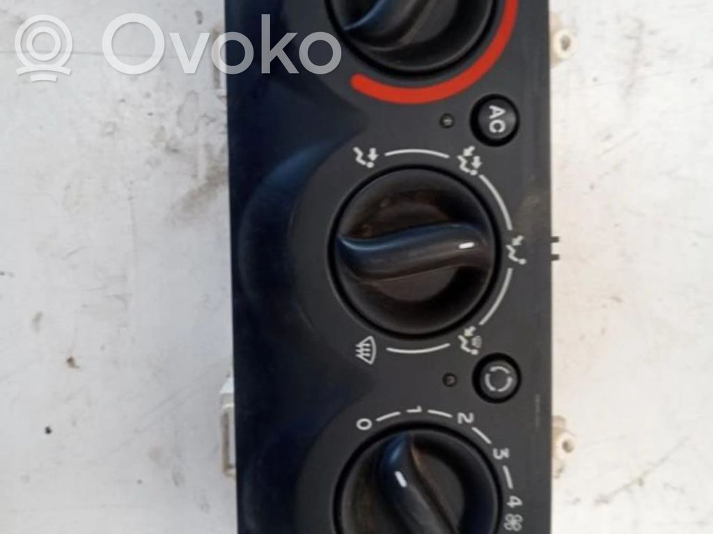 Renault Clio II Climate control unit 