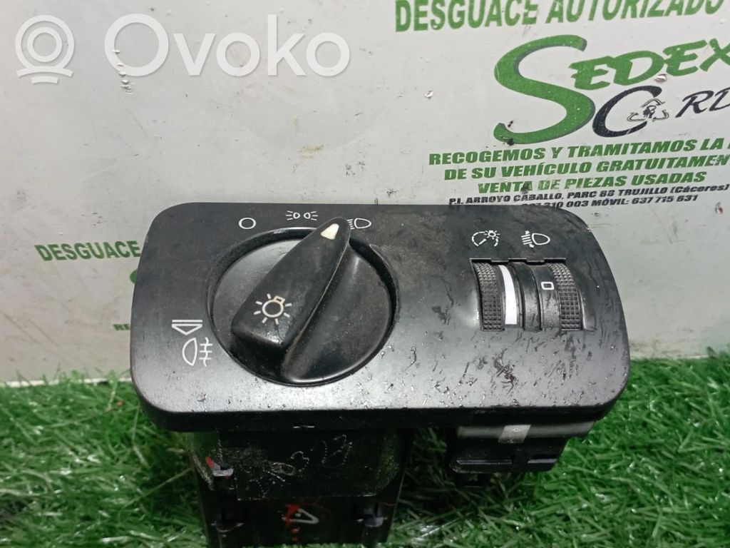 Seat Ibiza II (6k) Interruptor de luz 