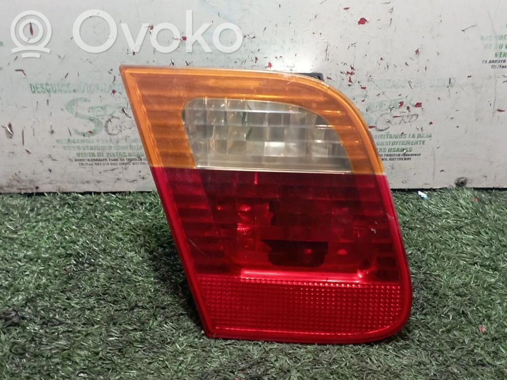 BMW 3 E46 Aizmugurējais lukturis virsbūvē 