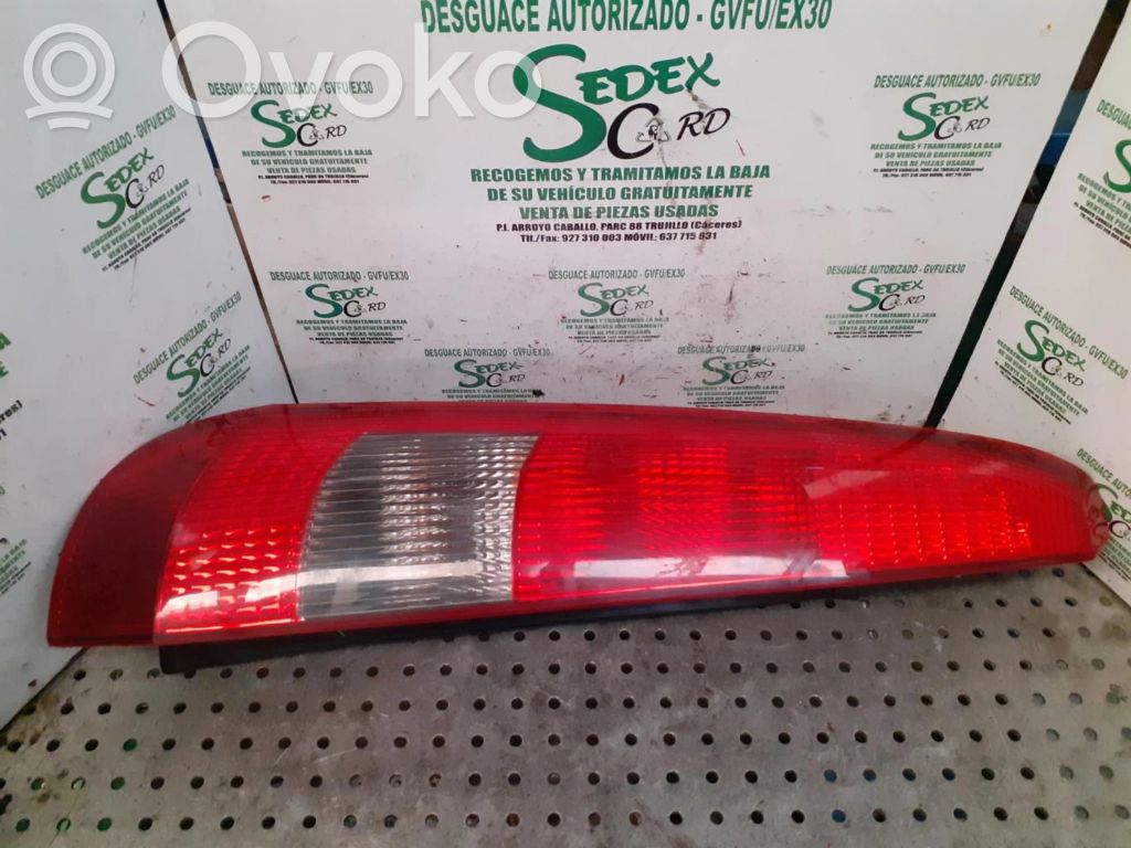Ford Fiesta Lampa tylna 